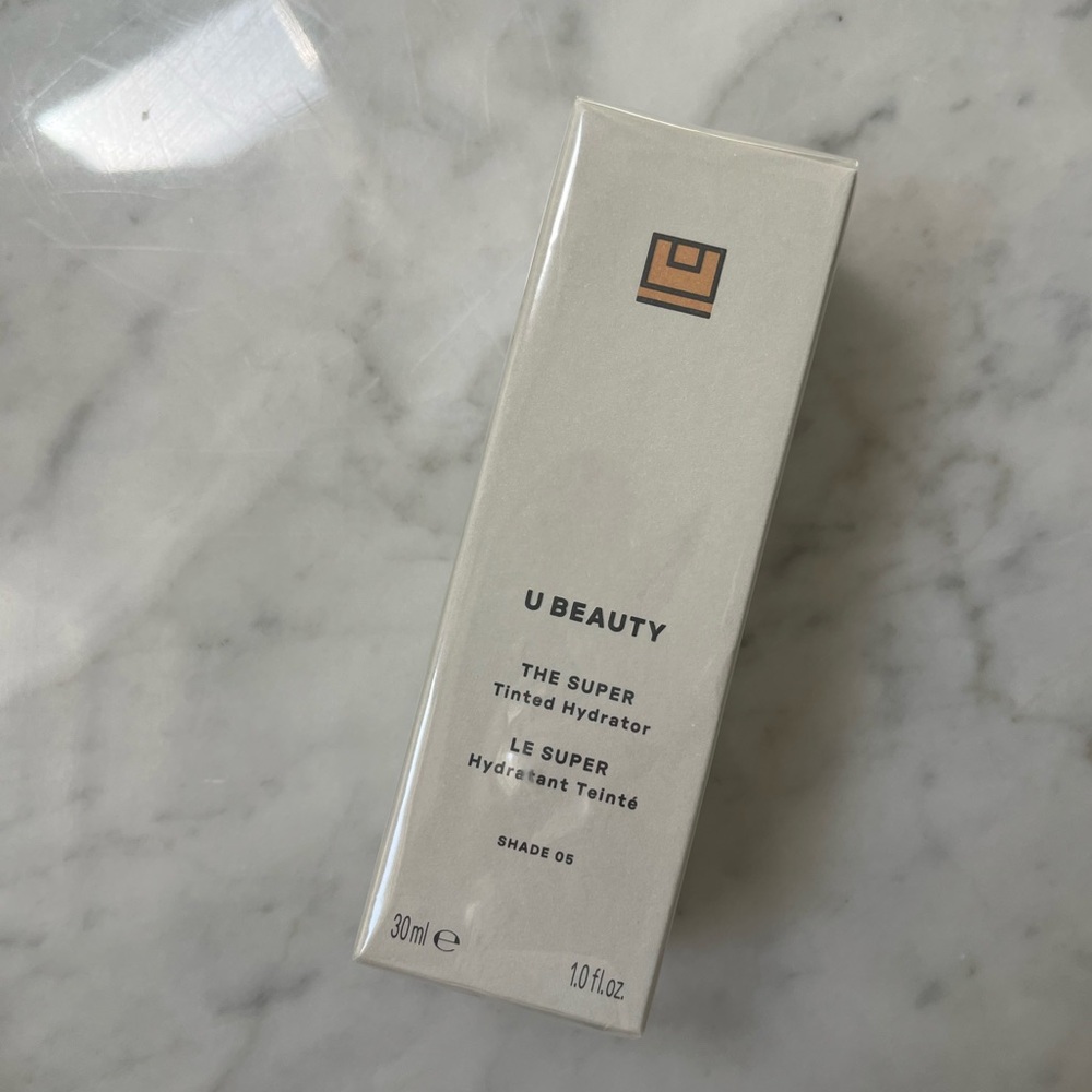 U Beauty The Super Tinted Hydrator Tinted Moisturizer Skin Tint in 05